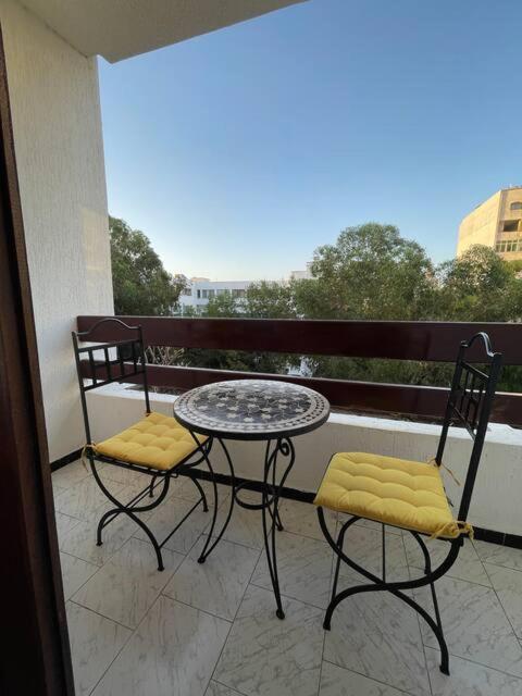 Beautiful 3-Bedroom Apt In The Heart Of Tanger Exteriör bild